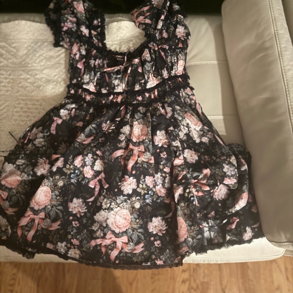Selkie Black and Pink Floral Dress - Picture 4 of 5